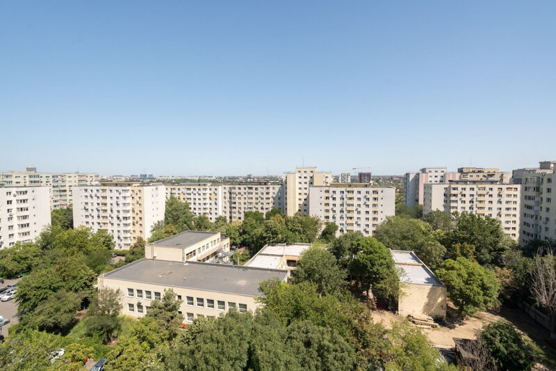 Pantelimon Vanzare 3 camere spatioase si cochete la Mega Mall